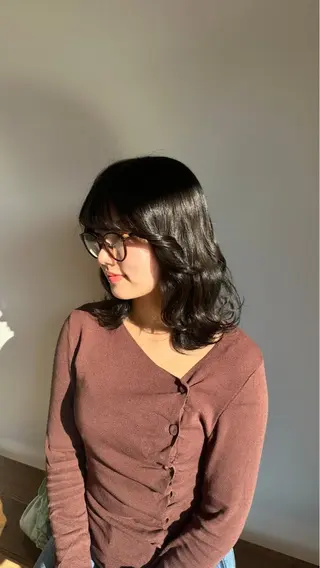 カラー PALO/ ANNAのヘアスタイル