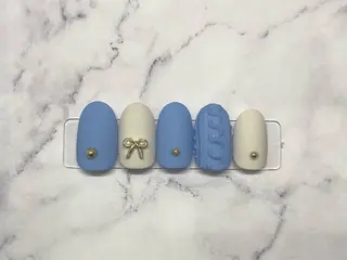 ネイル AYA Reginaのネイルデザイン