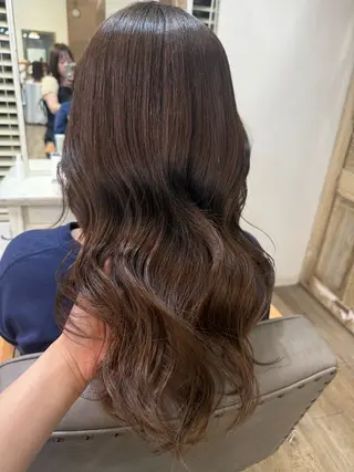 セミロング Rinka/レイヤー /透明感カラーのヘアスタイル