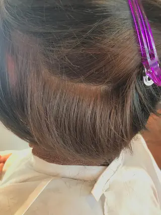 ショート カラー 小森谷 亮太のヘアスタイル