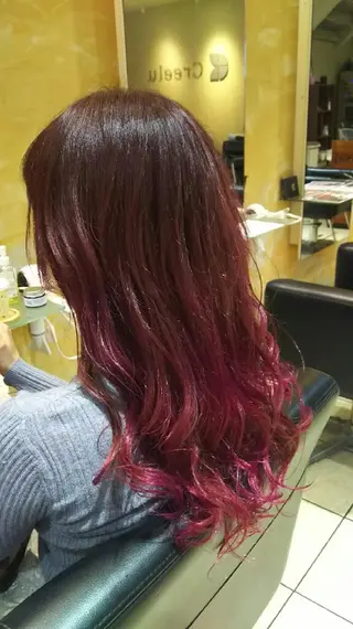 ロング カラー SHAFT Ieiriのヘアスタイル