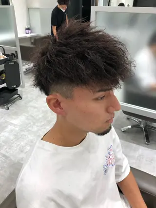 ショート カラー パーマ メンズ kiitos所属・関西センターパート メンズモデル募集のヘアスタイル