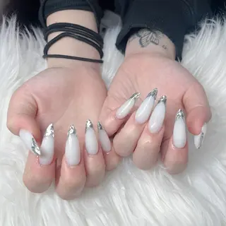 ネイル 石王 美羽のネイルデザイン