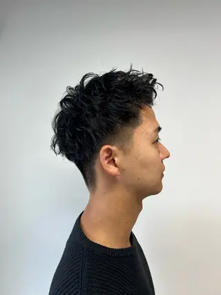 ショート パーマ メンズ 相澤 拳のヘアスタイル