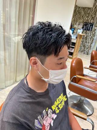 メンズ 🦕望月渉🦕 パーマ🌪️ブリーチのヘアスタイル