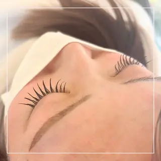 マツエク・マツパ Neoest Log + bell所属・荒川 鈴菜のヘアスタイル