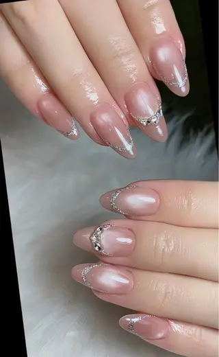 ネイル ANNA NAIL SALON所属・チャン ティ ジエンのネイルデザイン