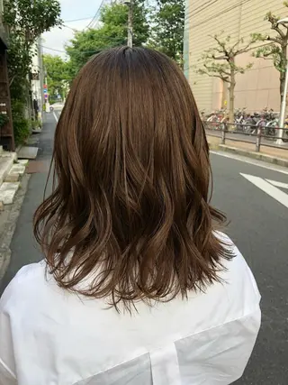 ミディアム カラー 國次 夕貴のヘアスタイル