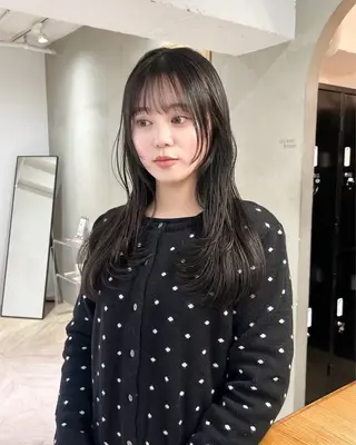 ロング カラー 🍎デザインカラー /カエデ🍎のヘアスタイル