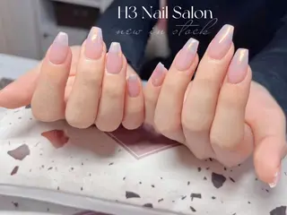 ミディアム H3 ネイル サロンのネイルデザイン