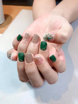 ネイル iiloo aromaworksのネイルデザイン