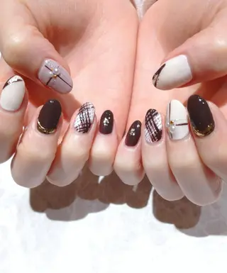 ネイル 會田 瑠衣のネイルデザイン