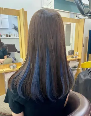 セミロング LENA/原宿/ブリ ーチなしWカラー🌼のヘアスタイル