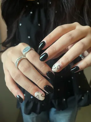 ネイル +vico 堀江店所属・中西 春那のネイルデザイン