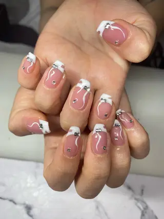 ネイル Hi Beauty 渋谷(ネイル、ハイパーナイフ6、脂肪れいきゃく、マッサージ&エステサロン)所属・Hi beauty 渋谷のネイルデザイン