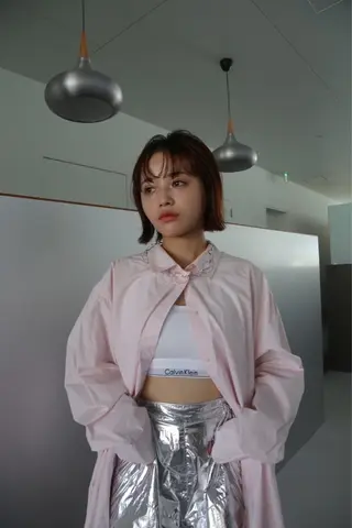 ミディアム カラー 透明感×レイヤーカッ ト🌼kiraraのヘアスタイル