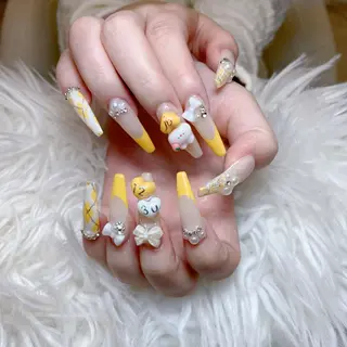 ネイル Mio_ Noiranailのネイルデザイン