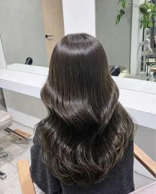 カラー 川口 琴音のヘアスタイル