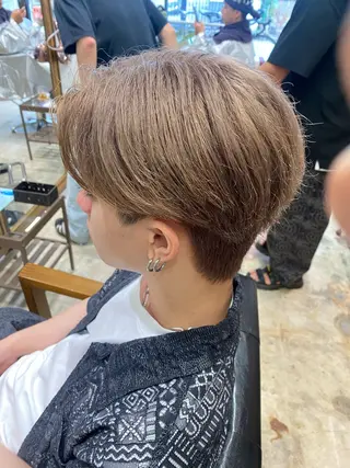 カラー メンズ 🌴パーマオタク🌴 長谷川　諒佑🌈のヘアスタイル
