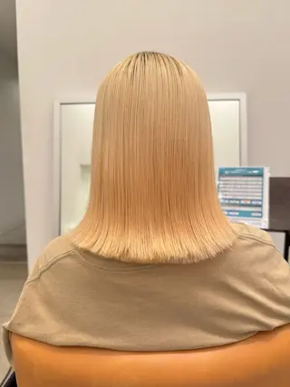 ミディアム カラー KEYMAN MEGUMIのヘアスタイル