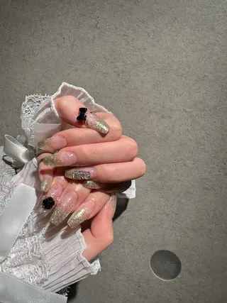 ネイル I-nailロング /ワンホン/キラキラのネイルデザイン