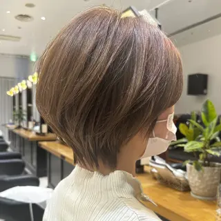 ショート カラー レイヤー/グレージュ メンズパーマのヘアスタイル