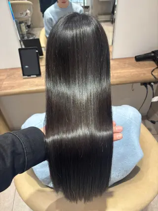 ロング カラー とろける艶髪レイヤー カット髪質改善しゅんのヘアスタイル