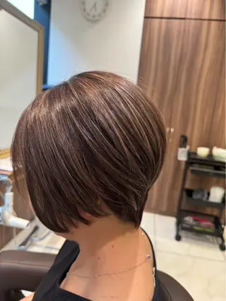 ショート 加藤 里歩のヘアスタイル