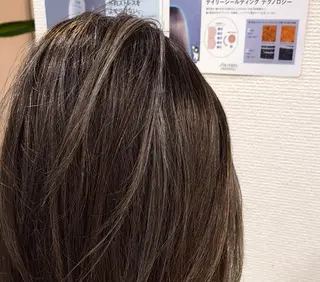 カラー シ マのヘアスタイル