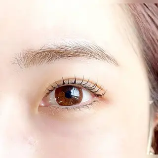 マツエク・マツパ fors 梅田所属・saki 束感まつ毛/ 大阪のマツエク・マツパデザイン