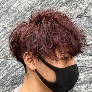 ショート カラー パーマ メンズ 赤み消し🌿 透明感カラー🫧のヘアスタイル