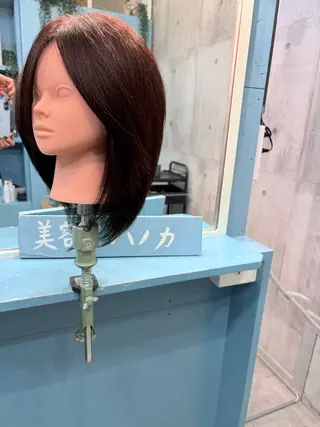 セミロング SALONDEHANOKA所属・ショートロング ✂️椎葉えまのヘアスタイル