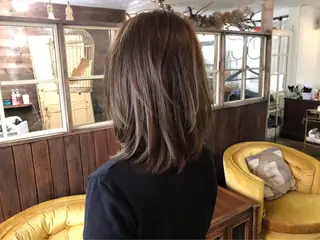 ミディアム カラー chambre シャンブルのヘアスタイル