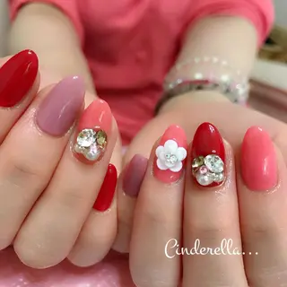 ネイル Nailroom. Cinderellaのネイルデザイン