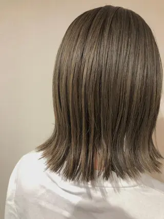 セミロング カラー 初めでも安心🌟 newi町田✂のヘアスタイル