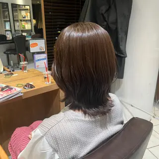 ショート カラー 吉田 美優のヘアスタイル