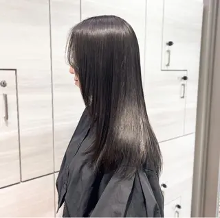 ロング カラー ナツミ/透明感カラー /酸性ストレートのヘアスタイル