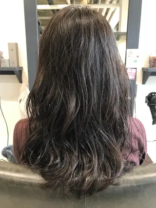 ロング カラー パーマ 水原 恵莉香のヘアスタイル