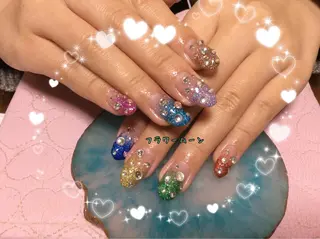 ネイル フラワー ムーンのネイルデザイン