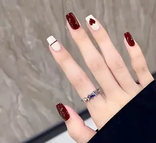 ネイル Dioneネイル リリのネイルデザイン