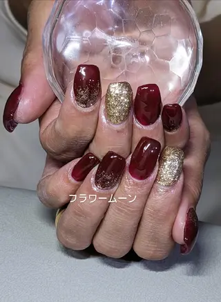 ネイル フラワー ムーンのネイルデザイン