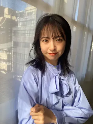 セミロング カラー 田中 あやなのヘアスタイル