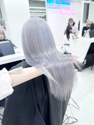 セミロング カラー ❄️💛エクステ ブリーチ❄️yukiのヘアスタイル