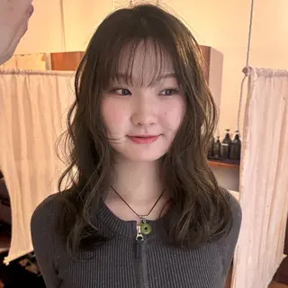 ミディアム カラー 艶カラー🫧 猿渡 響のヘアスタイル