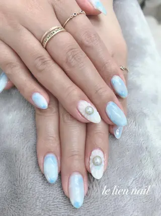 ミディアム le lien nailのネイルデザイン