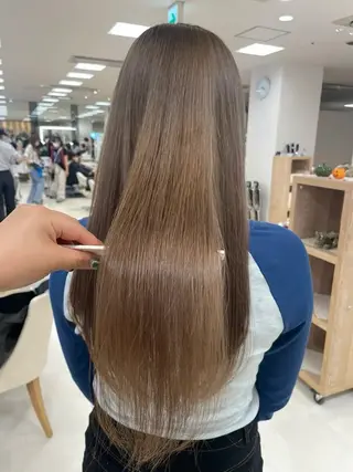 カラー 💜暖色系カラー/ ブリーチカラー💜のヘアスタイル