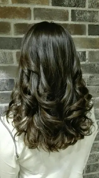 セミロング カラー パーマ ヘアアレンジ メンズ キッズ ネイル マツエク・マツパ Beauty＆Relaxation MEGUMI所属・MEGUMI megumiのヘアスタイル