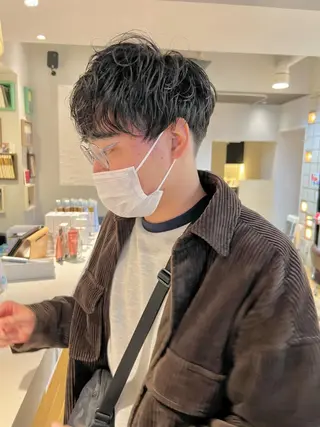 パーマ メンズ メンズパーマ/フェ ザーパーマ/古川晴輝のヘアスタイル