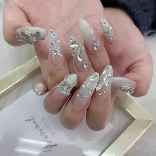 ネイル 🦋ネイルサロン ブラン🌈ゆりのネイルデザイン