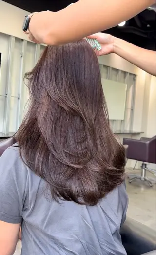 ロング オリーブベージュ 🫒🩶Rianaのヘアスタイル